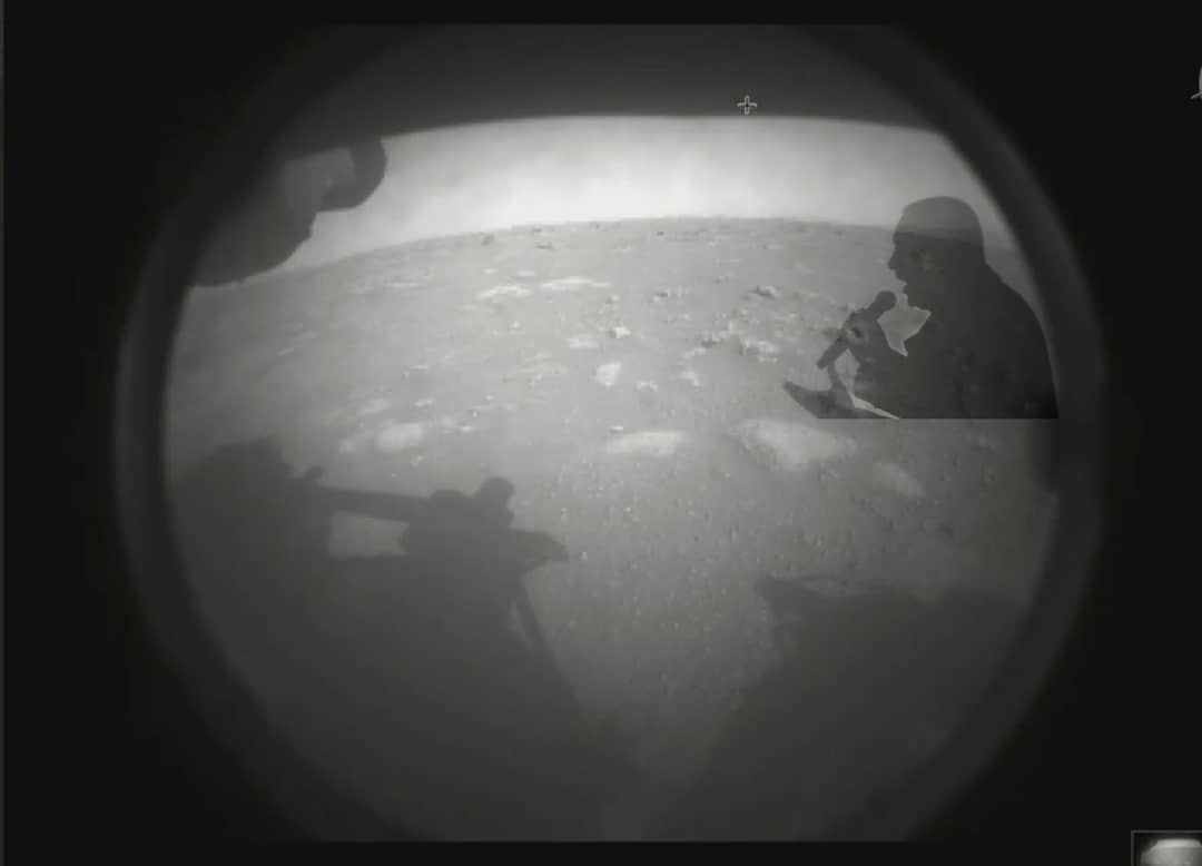 Mars’tan ilk görüntüler...
