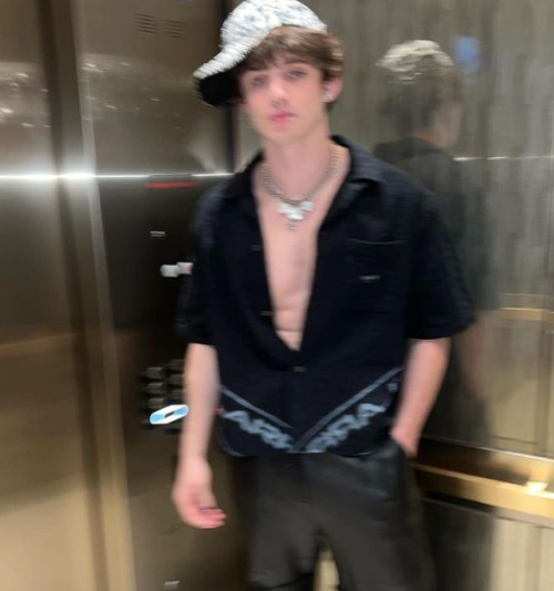 FRATBOY!CARRINGTON AND MEANGIRL INSTA POSTS!