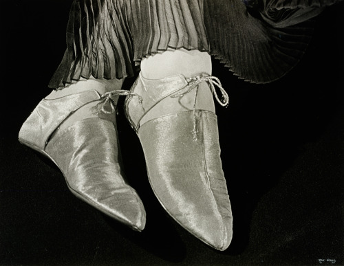 someplacealongtheway:Ilse Bing, ‘Shoes, for Harpers Bazaar’, 1935. Museum no. E.3033-200