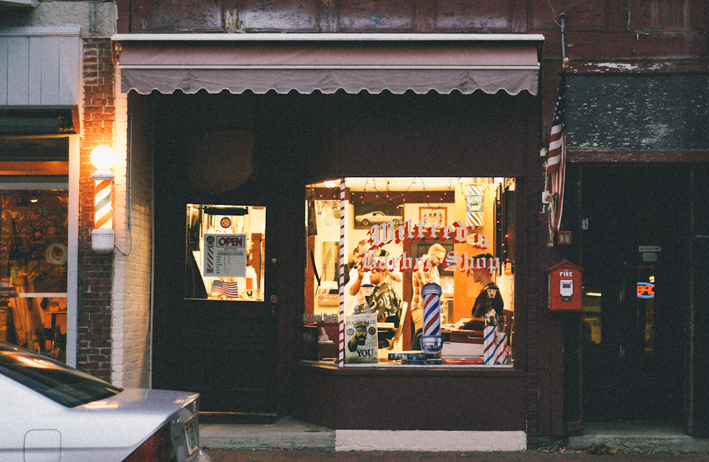 vintagebarbershop:  whiskeygrade:  Wilfred’s Barber Shop - Nashua, NH | Whiskey