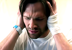 jaredandjensen:  Make Me Choose | wolfysammy asked: ↳ Castiel or Sam 