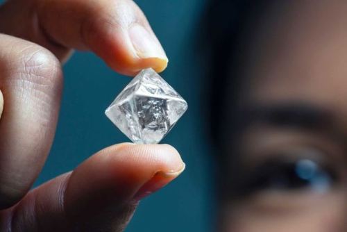Diamond octahedronThis spectacular single crystal was recently mined at the Rio Tinto Company’s Argy