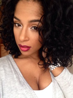 comeheregorgeous:  GirlsWithCurls.