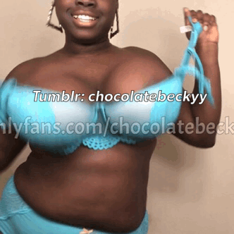 chocolatebeckyy:Can I bounce these 🍈 🍈 adult photos