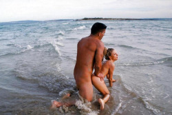 Outdoor-Nudism-Beach-2:Check Out This Awesome Tumblr: Hot Girls At Nude Beach