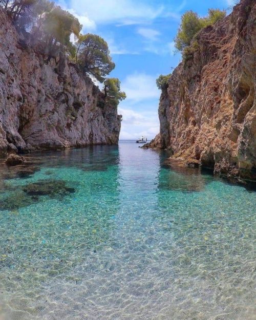 Amárandos, Skópelos island, Greece by @verakar via Instagram.