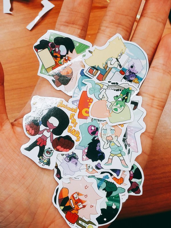 journ-loves-su:  a-centipeetle:  nyong-choi:  My notebook!  I want one of everything