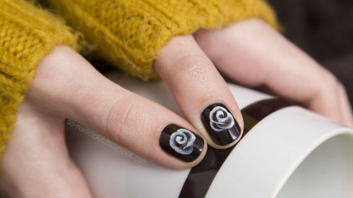 40 GREAT NAIL ART IDEAS CHALLENGE - WEEK 6: BLACK & WHITE (ROSES) More HERE!