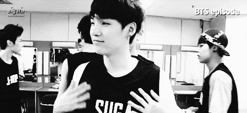 gaypop:  02/∞ times i wanted to punch min yoongi in the faCE 