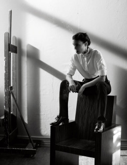 suicideblonde:  Rooney Mara photographed