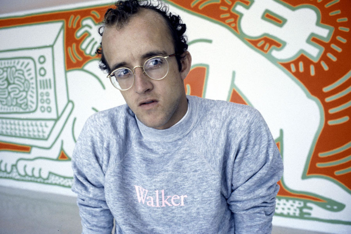 twixnmix:  Keith Haring installing his mural at the Walker Art Center in Minneapolis