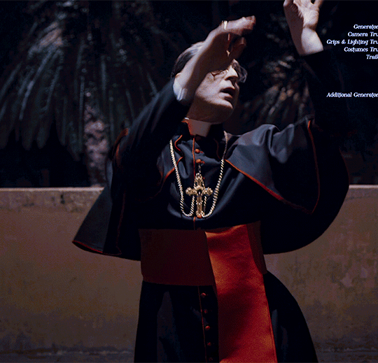 Maurizio Lombardi as Cardinal Mario Assente 2020 · The New Pope · dir. Paolo Sorrentino · S01.E04 · [gif Creator/Editor: k-wame.tumblr.com]