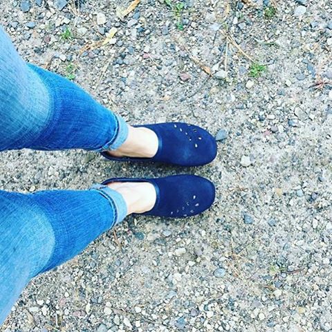 sven-clogs:  Lovely! @lauramchugh29 #clogs #sven #svenclogs @svenclogs #svenfactoryoutlet #madeinmn 