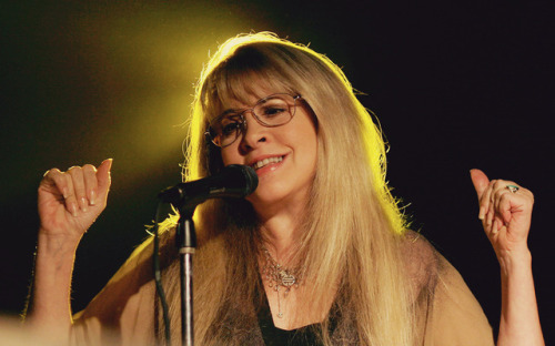 stevie-nicks-daily: Stevie at the Roxy Theatre (with Vanessa Carlton) on July 24, 2007.