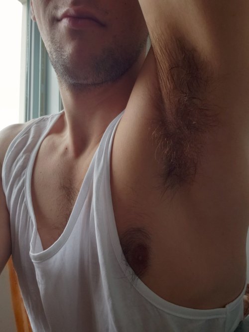 men's armpits