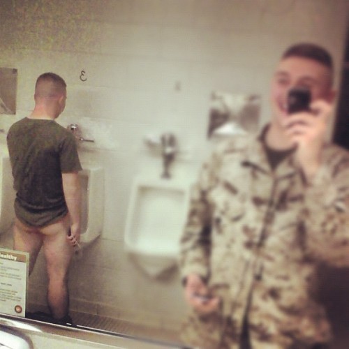 instalads2: Peeing. 