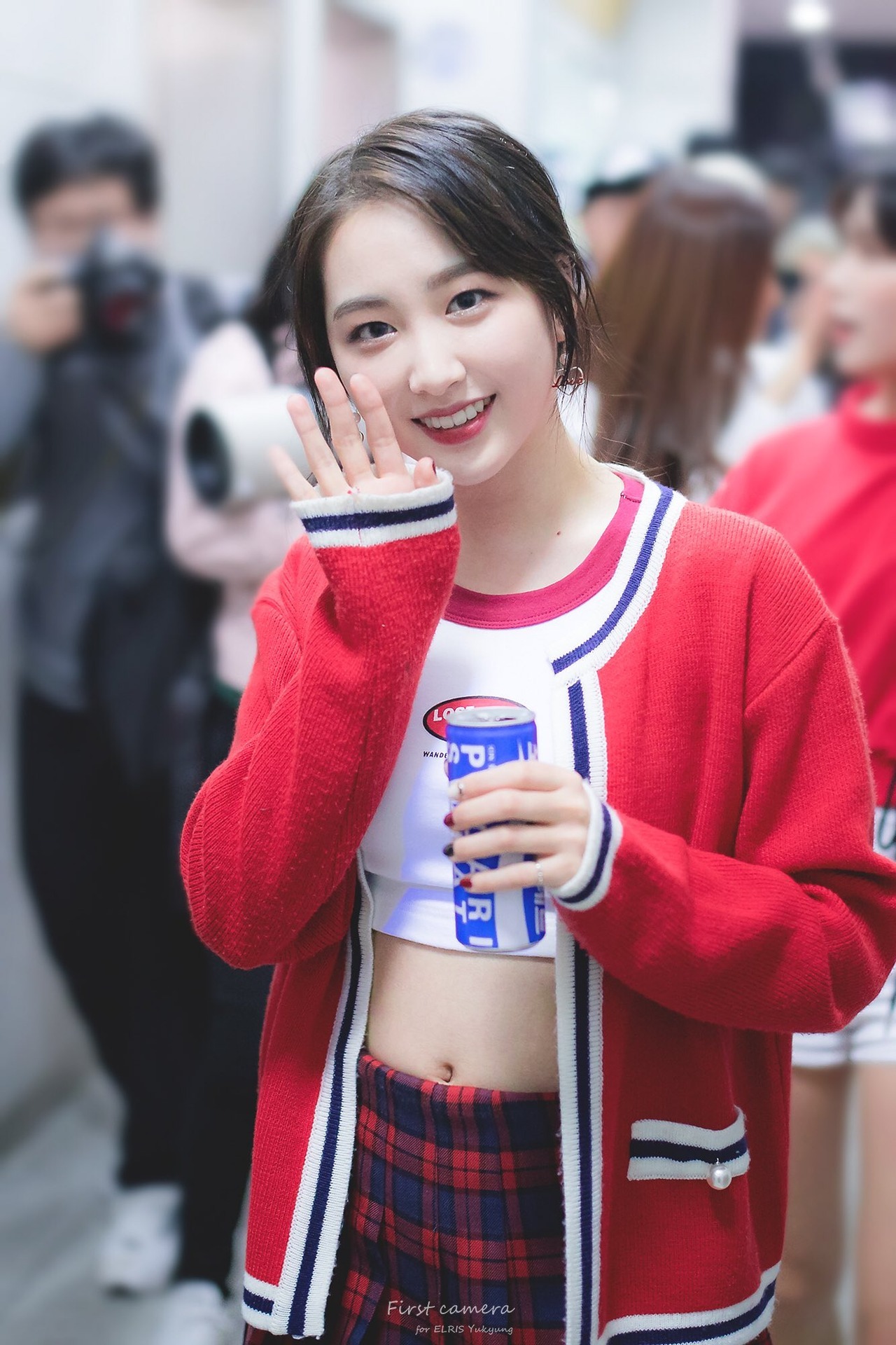 perving on female kpop