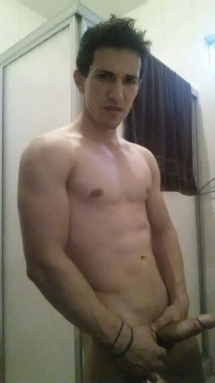 latinosworld1:  http://latinosworld1.tumblr.com/AKA: latinos4us