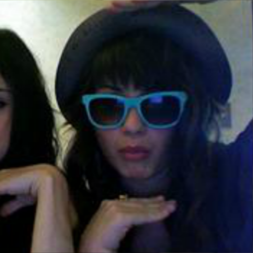 selena gomez & demi lovato icons. ♡like or reblog if you save/use© rarendipitys on twitter