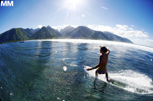 morganmaassen:  Quincy Davis on the perfect day in Tahiti.