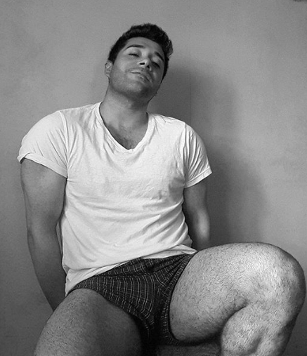 adictoalosculones: Pinches piernototototas deliciosas y hermoso cuerpo de Marcelo (l love your legs Marcelo)😲😳❤😍😈👅
