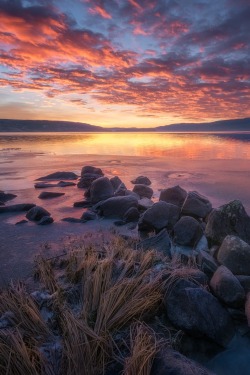 sundxwn:  The Second Stageby Ole Henrik Skjelstad