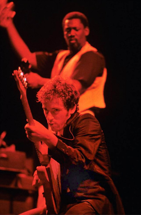 sugarforsalt:soundsof71: Bruce Springsteen and Clarence Clemons, 1978, by Lynn Goldsmith, my edit of