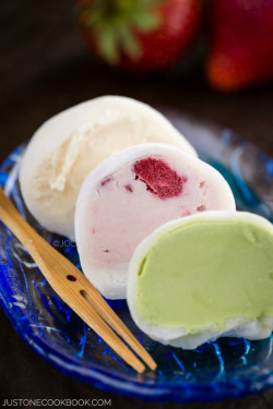 confectionerybliss:  Mochi Ice Cream もちアイス | Just One Cookbook  this stuff is so weird, yet so good