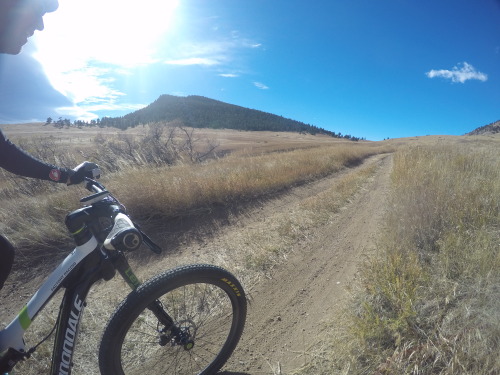 Getting some long rides in as I get ready for the Transandes. When you have scenery like this it rea