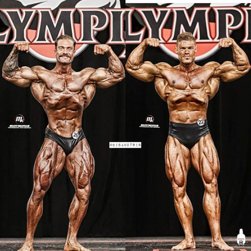 2020 Mr. Olympia Classic Physique #BisandtrisPosedown Front double biceps. @cbum (1st) vs. @wesleyvi