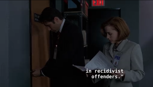 scullyitsme:typical fucking scully 