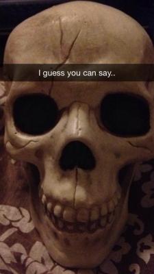 arienreign:  i bought this skull for a cosplay and 