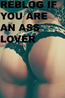 sissyteritoo:  asspreciationassfreak:  Ehhhhh…s’alright I guess.  ;o) Ass Freak - The Original “Caption Caveman” -  😜💋❤ 😈   I admit it. I love gorgeous butts especially wearing cute little panties like hers 😍😍😍