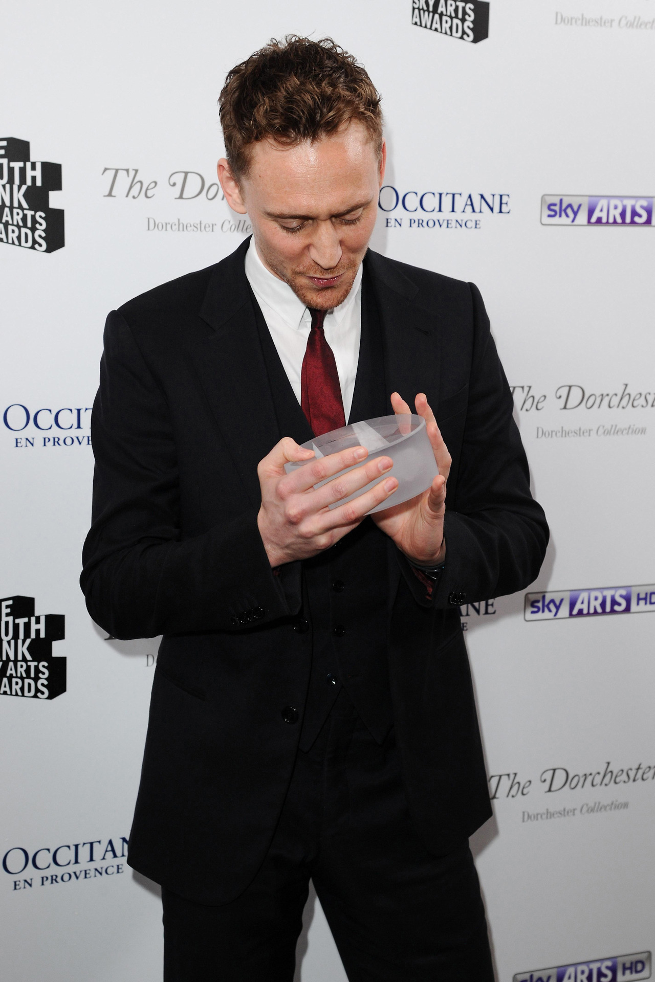 fai-hiddles:  Tom Hiddleston, winner of the Times Breakthrough Award, in the press