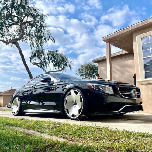 Sick 22” Giovanna Massis Wheels on S63 #giovannawheels #giovanna #giovanna #mercedes #s63 #amg #scl