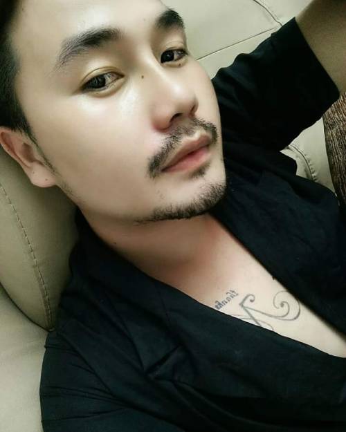 kenmilo: Tình cờ nhặt được  Anh vinh đây mà  Có nhậu chung rồi mà 