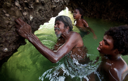 Amy Toensing: Gulkula, Mata Mata Homeland, Norther Territory Australia - Maningrida and Mu