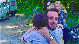 ravemreyes:  the walking dead: gifset per episode | season one, episode three - tell