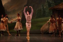 Glamorouslu:  Roberto Bolle And Svetlana Zakharova In Giselle.ph. 1, 2, 4, 5 &Amp;Amp;