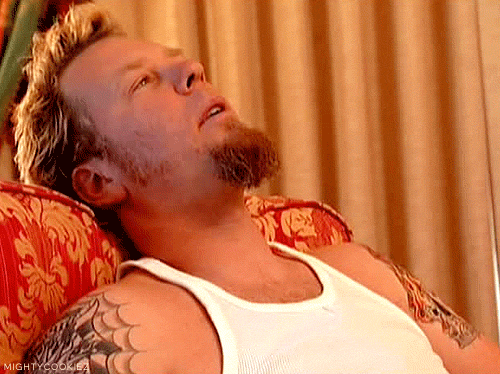 black-heart-scarring-darker:  Mr Floofy Chin Hair strikes again…