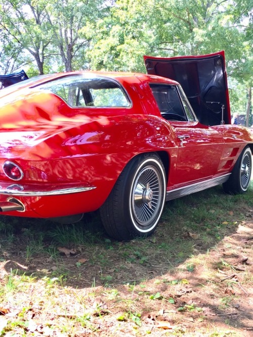 Mmmmmmm, 1963 split-window with a 327 4-speed at a car show a few weeks ago. I assume it’s a S