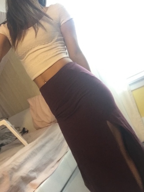 smalllittlething:I got this skirt for $12 and it’s like my favourite skirt atm. Seems to hide pullup