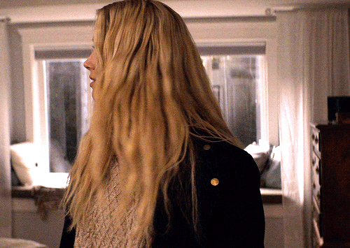 GABRIELLA B. MITCHELL ► Blake Lively 55c4f5e95cfd24ad05163265ba6826afcb0ed422