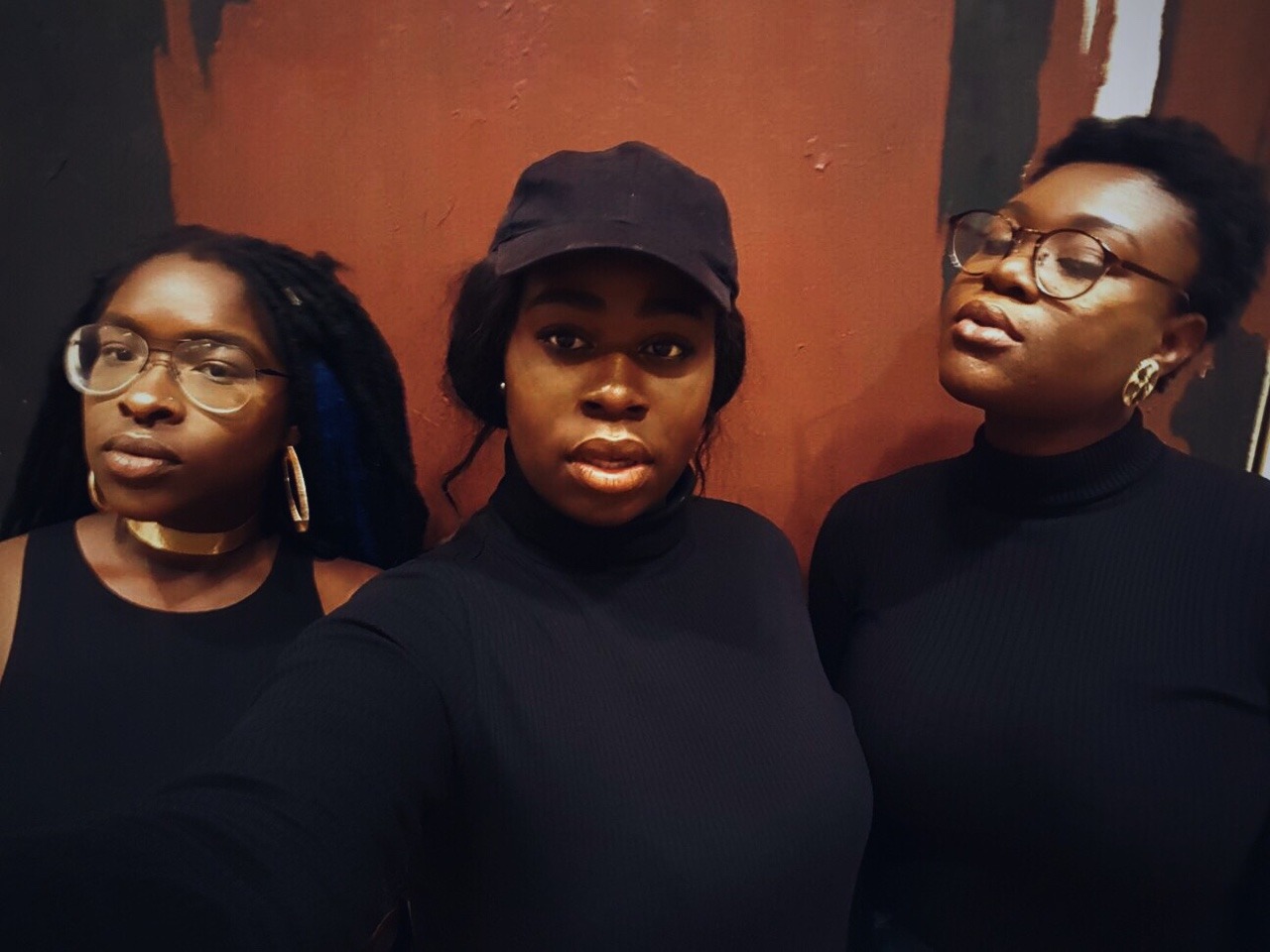 brown-princess: kingzainab:  a photoset of three black college girls.    