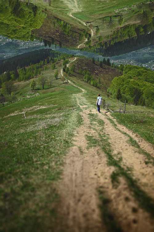 plasmatics-life:  By Igor Bilyk [via/more]  inception