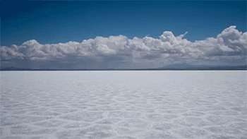 sizvideos:  Reflections from the sea salt of UyuniVideo