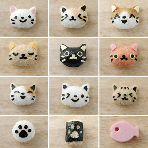foodiebliss:Turn Rice Balls Into Cute Kitties With This Purrfect Omusubi KitSource: Bored PandaW