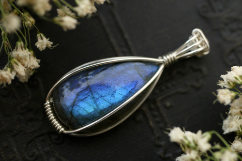 Labradorite pendants with sterling silver handmade my me.Available at my Etsy Shop - Sedna 90377
