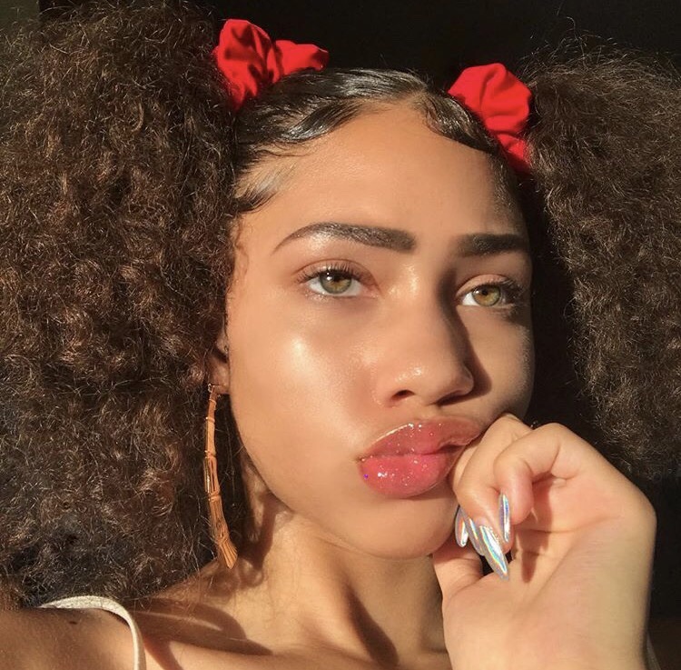 soft-princesa:  IG: kravekay._