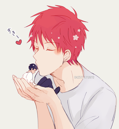 acesgtblog: lunchtimerushin: kiss kiss~ tiny senpai Hehehehe this is adorable and the title is too G